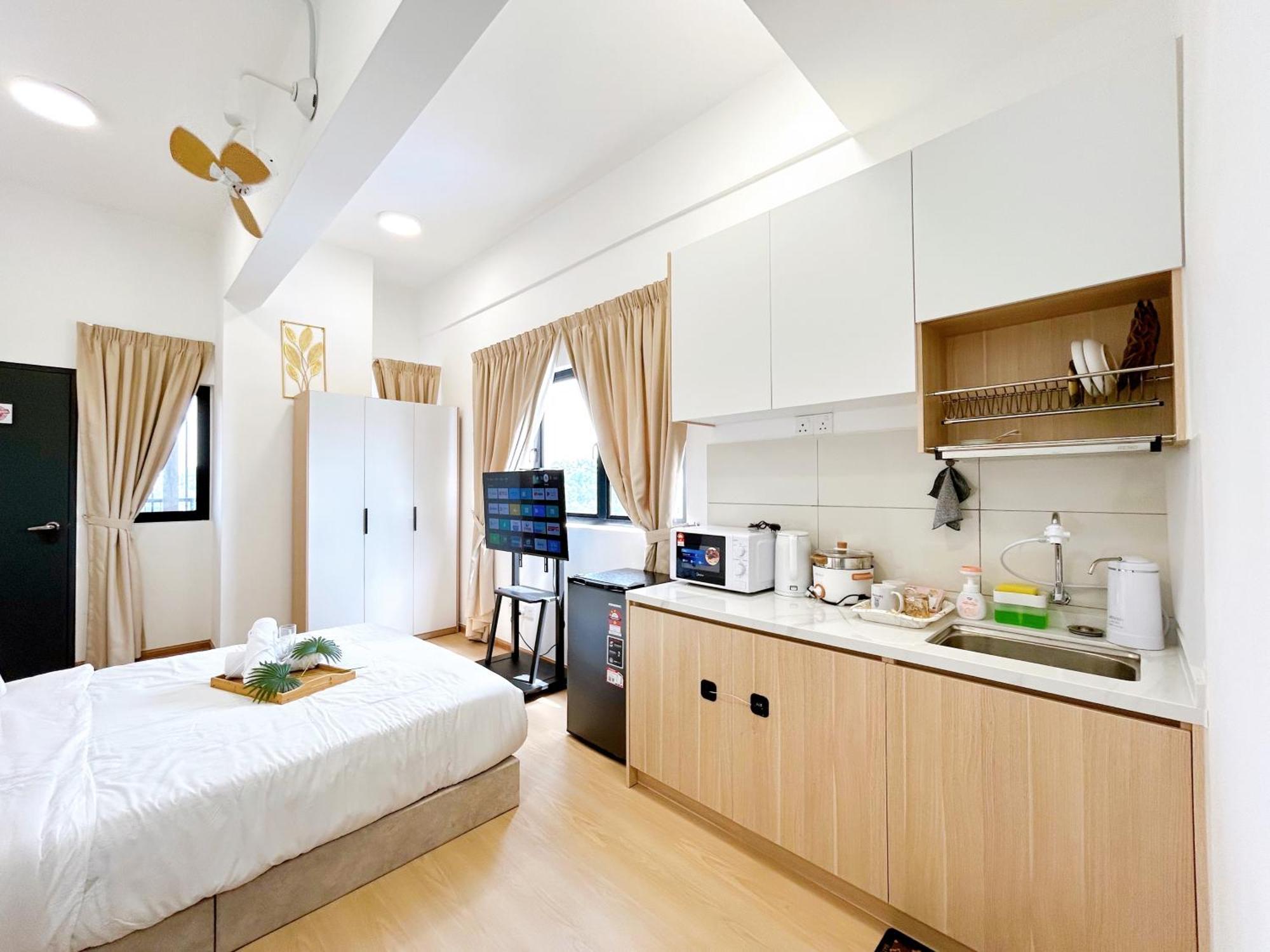 Edusentral By Manhattan Group Apartment *