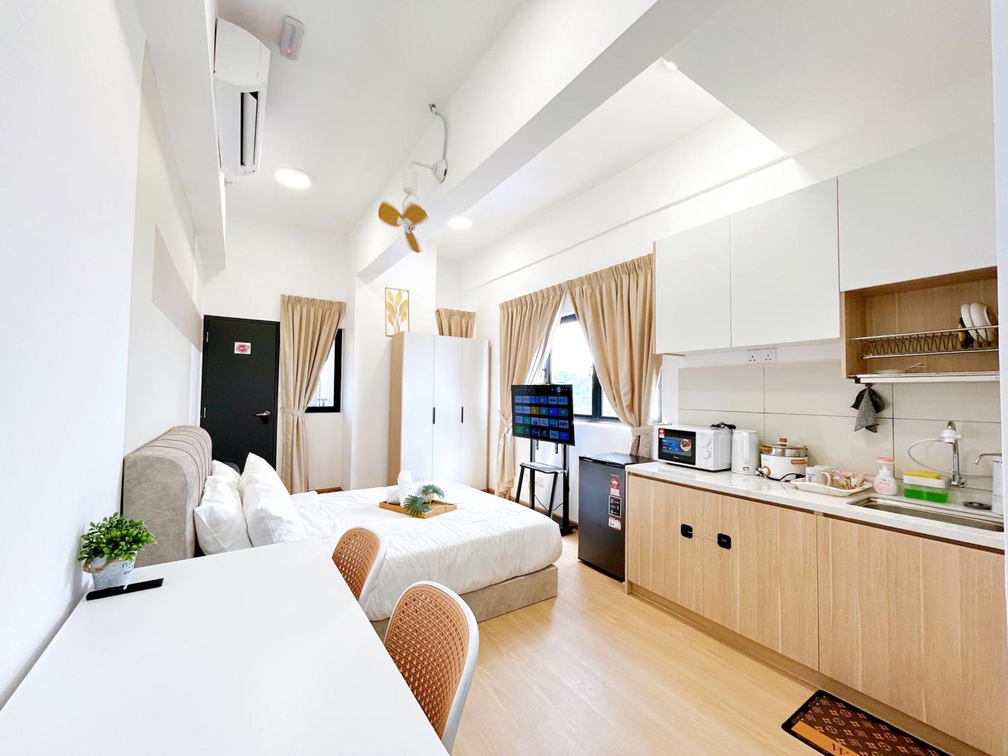 Apartment Edusentral By Manhattan Group *
