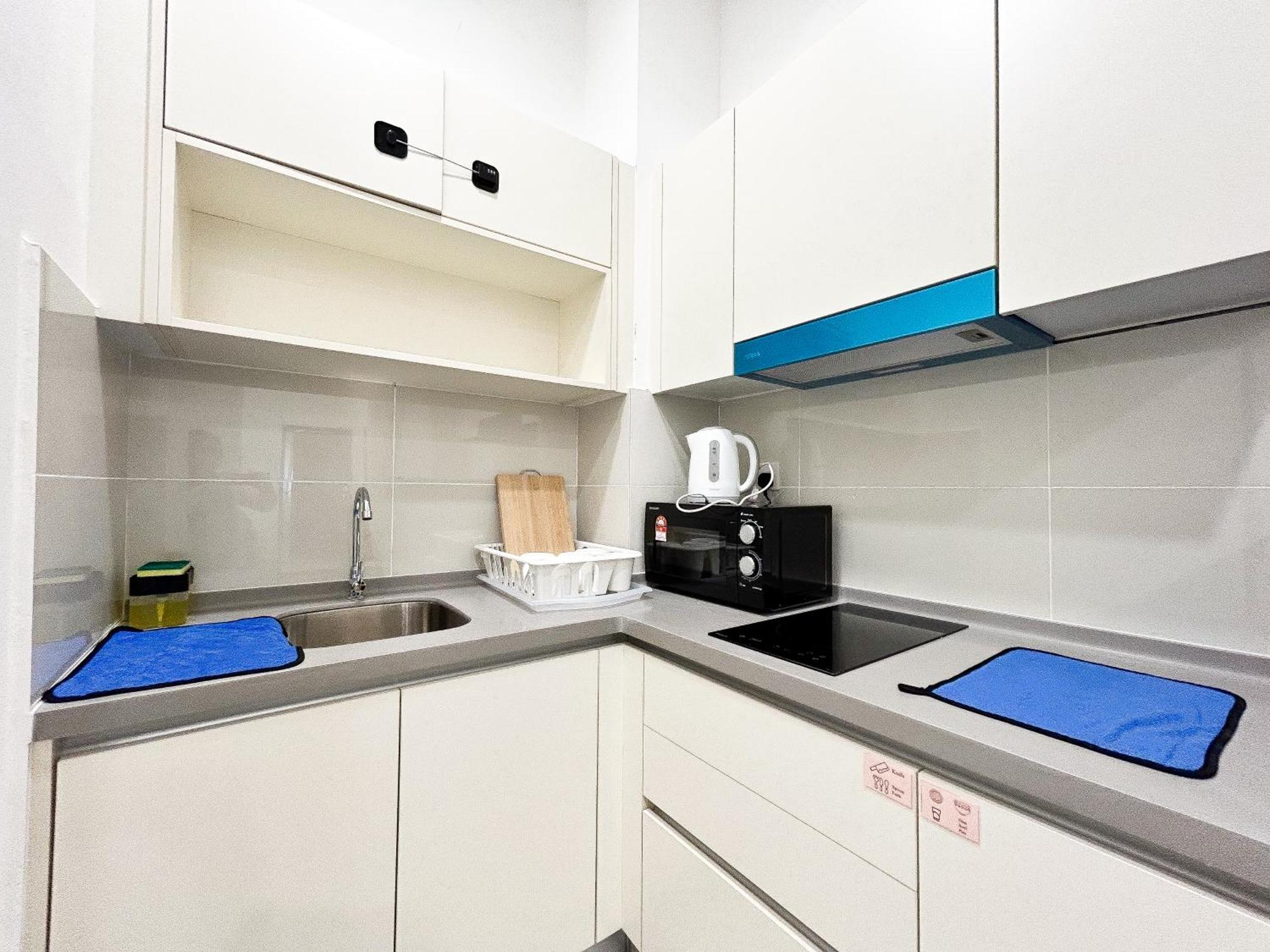 Edusentral By Manhattan Group *